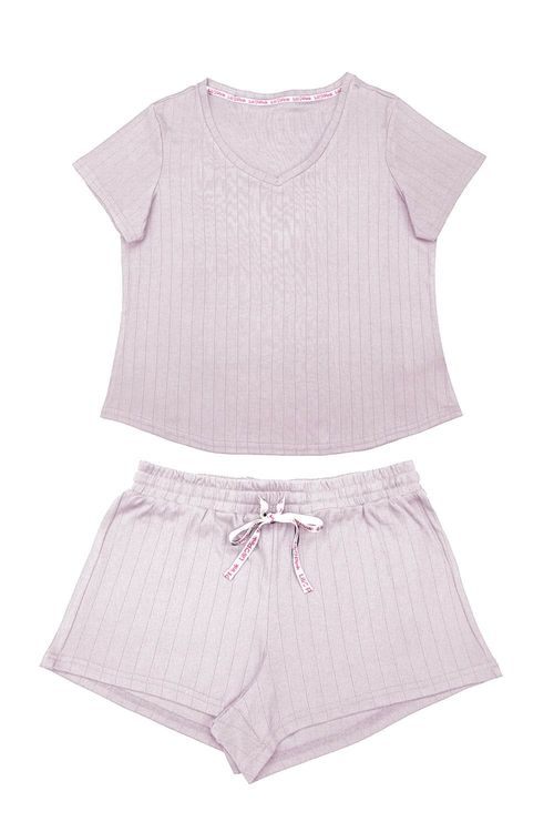 Conjunto de pijama con camiseta clásica