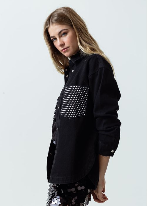 Chaqueta con apliques en bolsillos