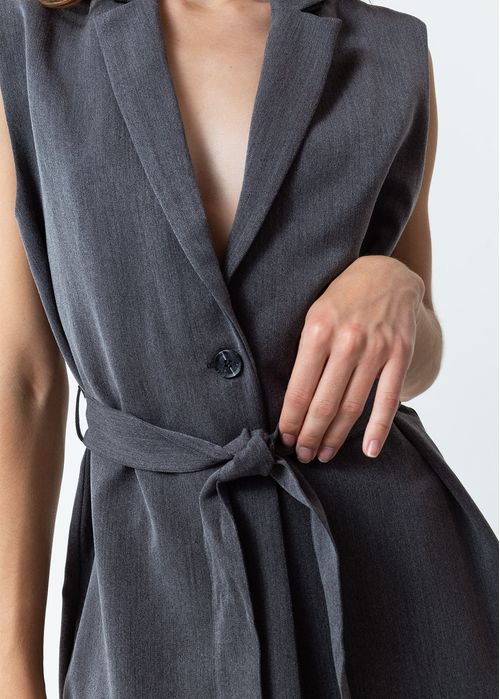 Chaleco con cuello de solapa