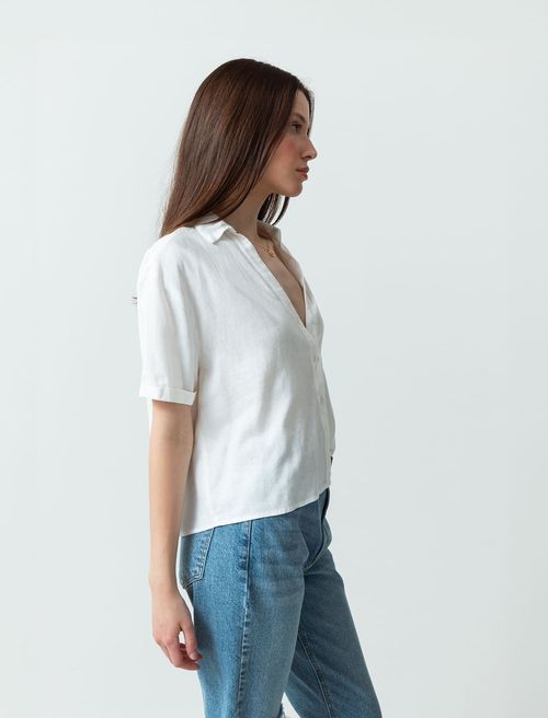 Camisa de tela fluida