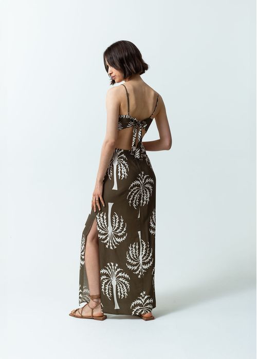 Vestido con estampado de palmeras