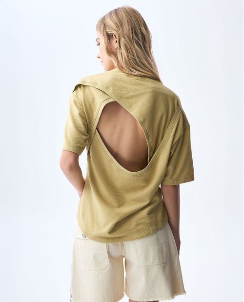 Camiseta manga corta con abertura en espalda para mujer