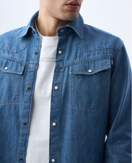 Camisa en denim liviano para hombre