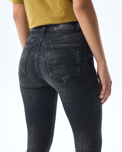 Jean Jegging tono negro para mujer