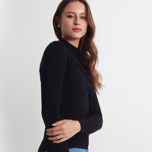 Sweater Cuello Alto Manga Larga