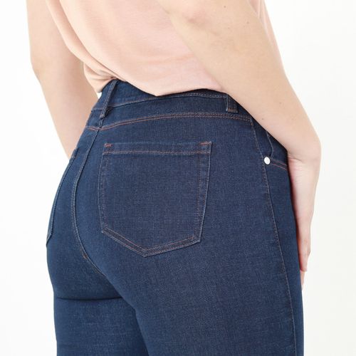 Jean Diva Tiro Medio Bota Skinny