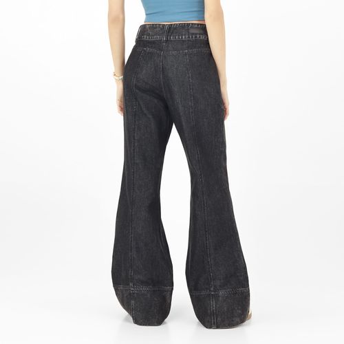 Jean Tiro Medio Bota Flare