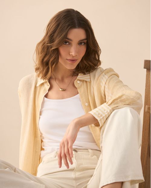 Camisa clásica de diseño a rayas para mujer