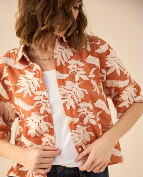 Camisa de flores para mujer