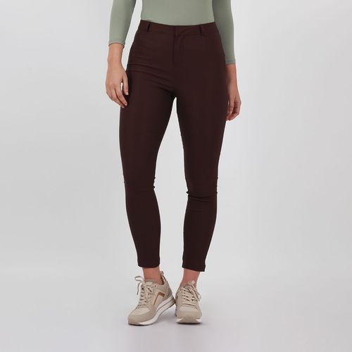Pantalon tiro medio bota skinny