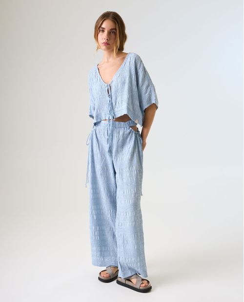 Pantalón Mom de tela con textura para mujer