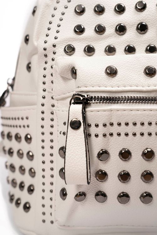 Bolso tipo morral mediano metalizado con bolsillos internos