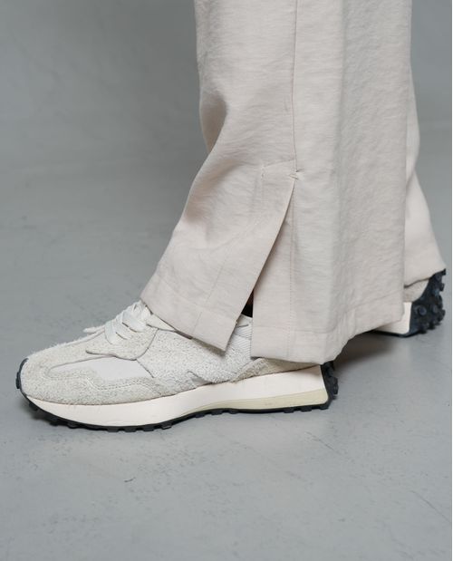 Pantalón iconico con elastico en posterior para mujer