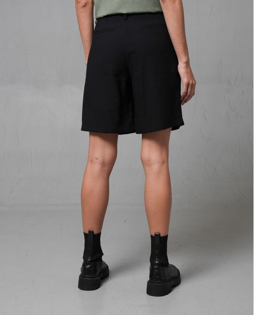 Bermuda liviana con prenses para mujer