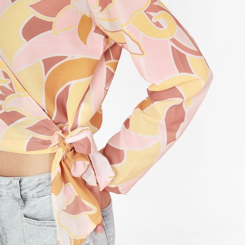 Blusa Cuello V Manga Larga con Lazo