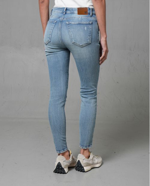 Jean Magic Up con rotos para mujer