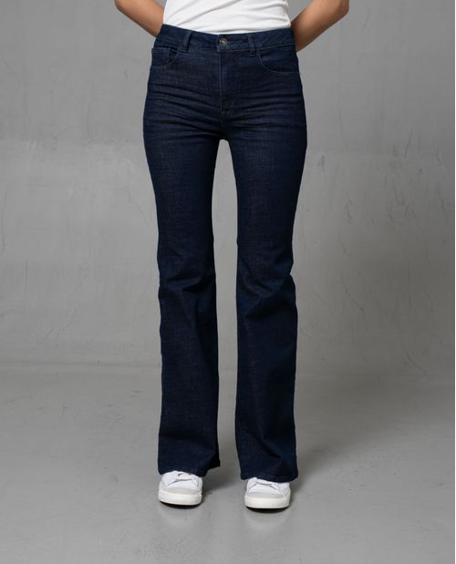 Jean Magic Up con bota flare para mujer