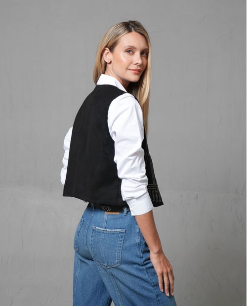 Chaleco con bordado artesanal para mujer