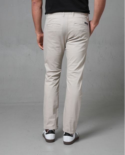 Pantalón tipo chino para hombre