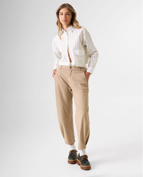Camisa manga larga diseño a rayas para mujer