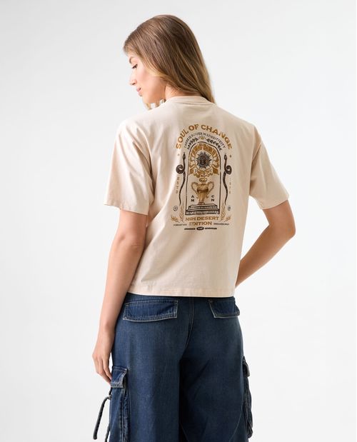 Camiseta cuello redondo con detalles bordados para mujer