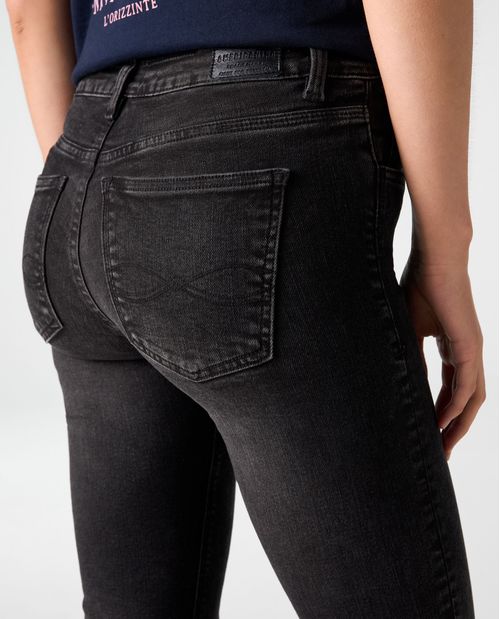 Jean Jegging tono negro para mujer