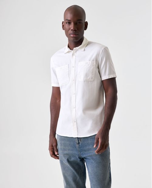Camisa Slim con doble bolsillo para hombre