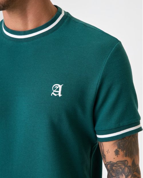 Camiseta con bordado en punto corazón para hombre