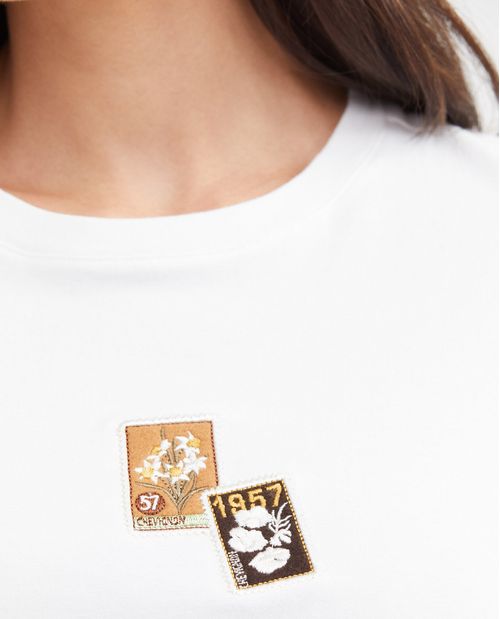 Camiseta Silueta Recta con Apliques Bordados para Mujer