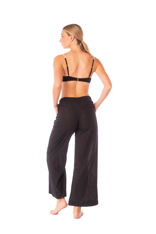 PANTALON DE CORTE ANCHO