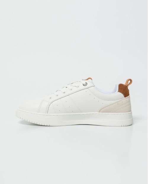 Zapato masculino de tenis en piel.