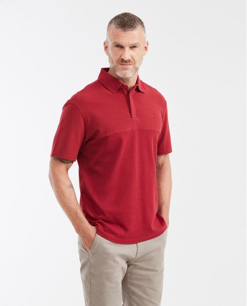 Camiseta Polo Classic Fit con Diseño en Bloques de Tela para Hombre