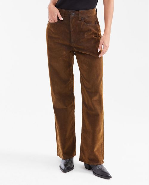 Jean Straight Fit Tiro Alto Bota Relaxed Color Café para Mujer