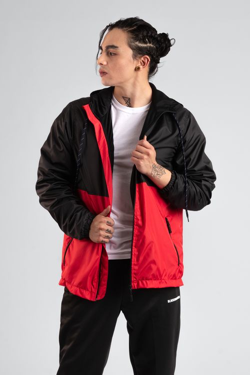 Chaqueta Rompevientos Forrada Hombre Negro por Rojo JH01