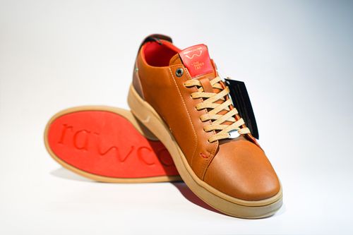 Tenis casuales Celio Miel para hombre