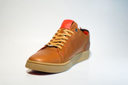 Tenis casuales Celio Miel para hombre