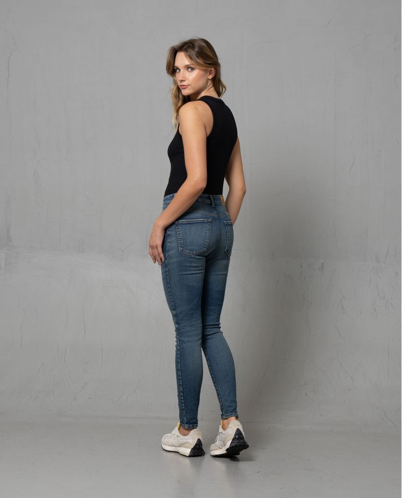 image-c7fe96d7adf9441d89a15ce18ada80c7