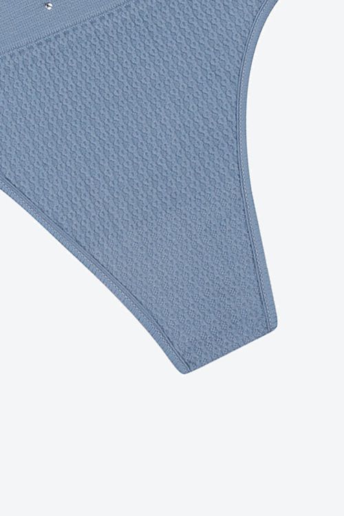 Panty seamless tipo brasilera con textura espiga paquete x2
