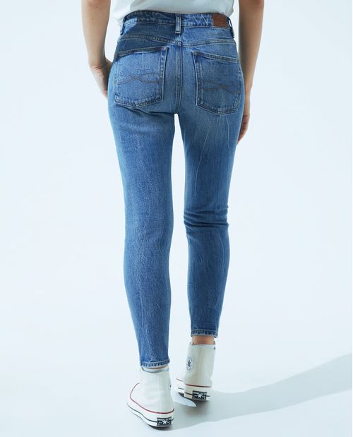 Jean Boyfriend con realces para mujer