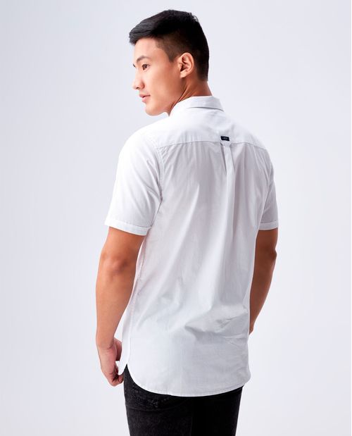 Camisa con botones para hombre