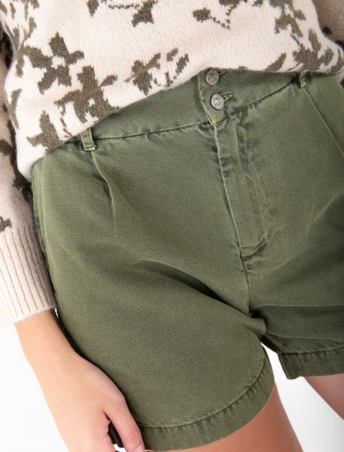 Short de tiro alto