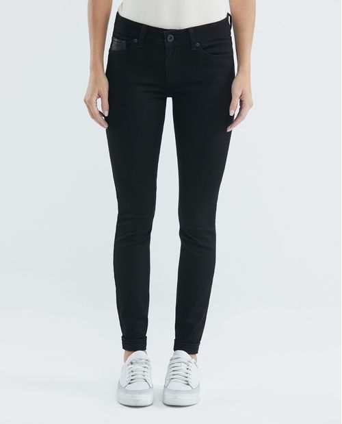 Jean de Mujer Low Rise, Rusty, Bota Skinny - Negro Mate