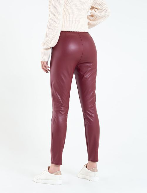 Pantalón de tiro alto
