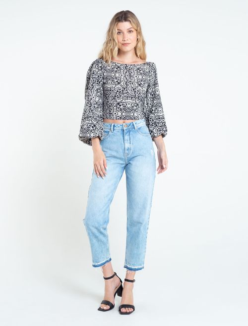 Camisa con manga englobada