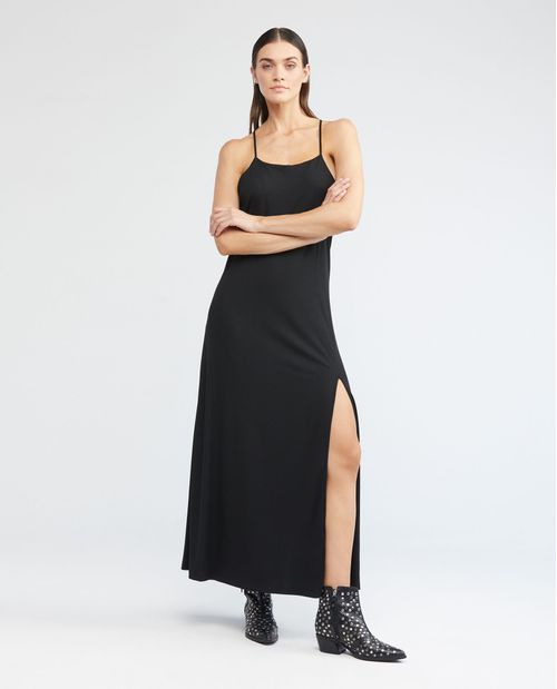 Vestido Largo Silueta Ajustada, Escote Halter Tirantes Delgados - Escote Profundo en Espalda