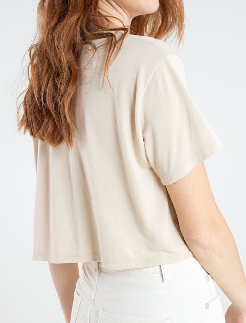 Camiseta básica silueta amplia