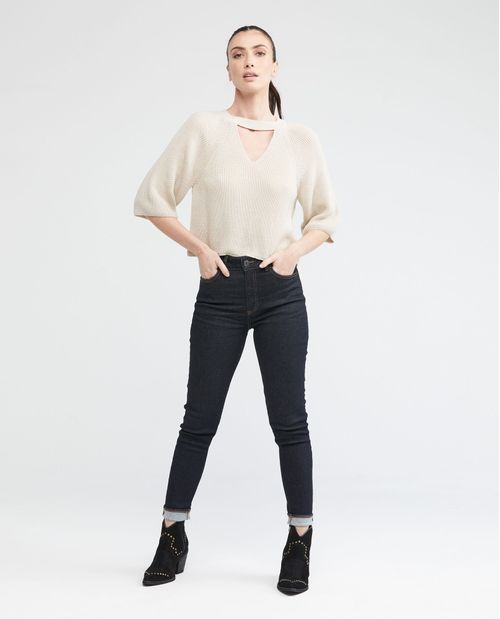 Camiseta Tejida de Mujer, Silueta Recta Cuello Redondo Tipo Collar y Escote en V Manga 3/4 - Galga Media