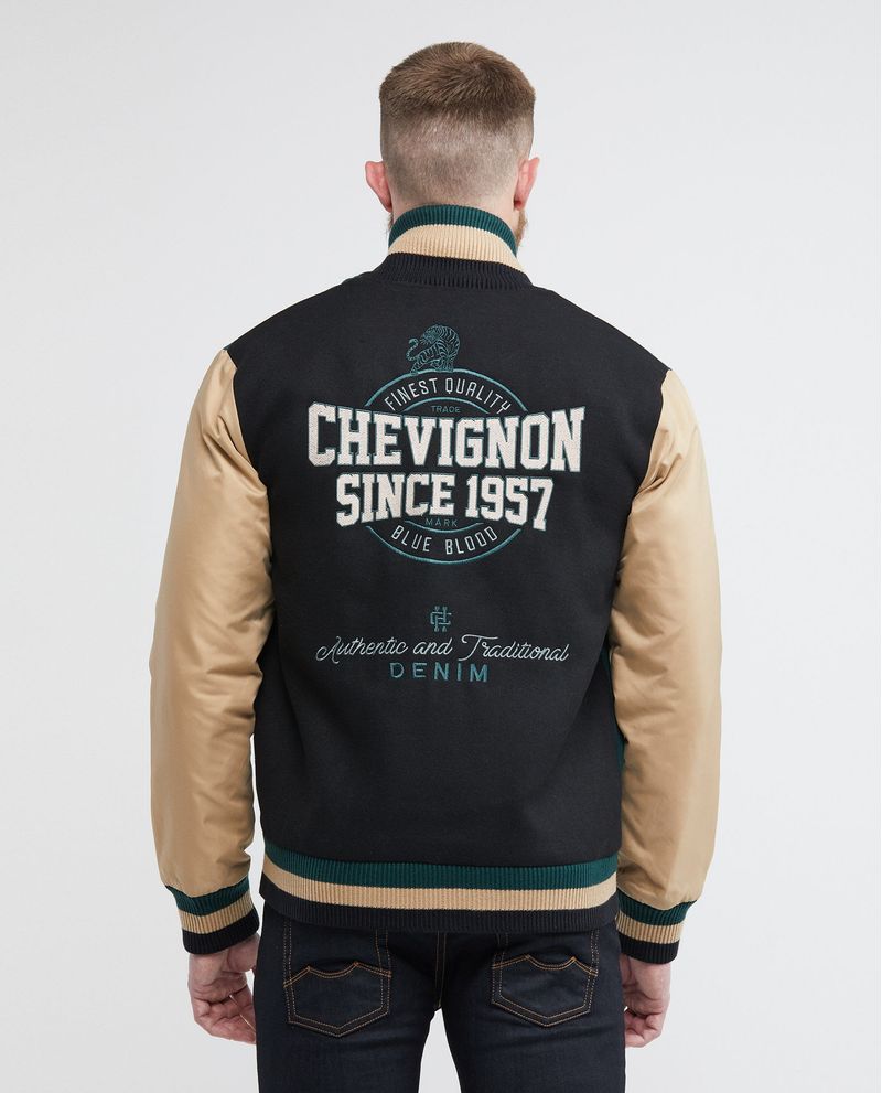 Chaqueta de Hombre Silueta Bomber Varsity Parches