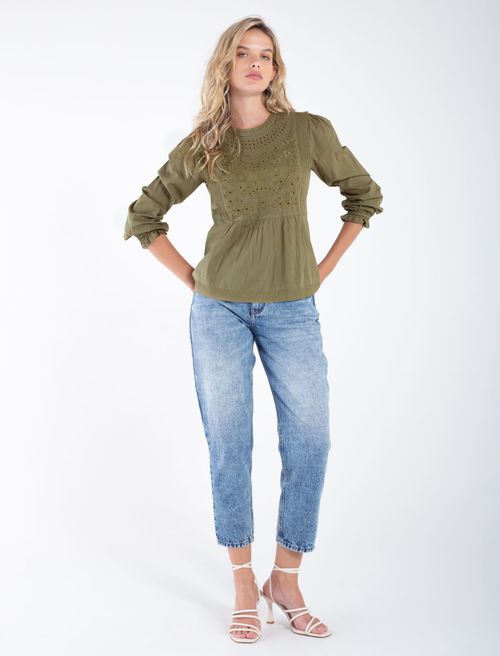 Camisa manga larga con apliques brillantes