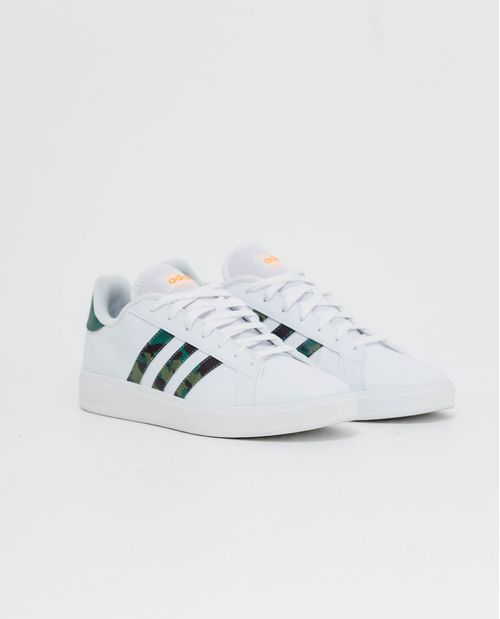 Tenis Adidas con diseño camuflado para hombre